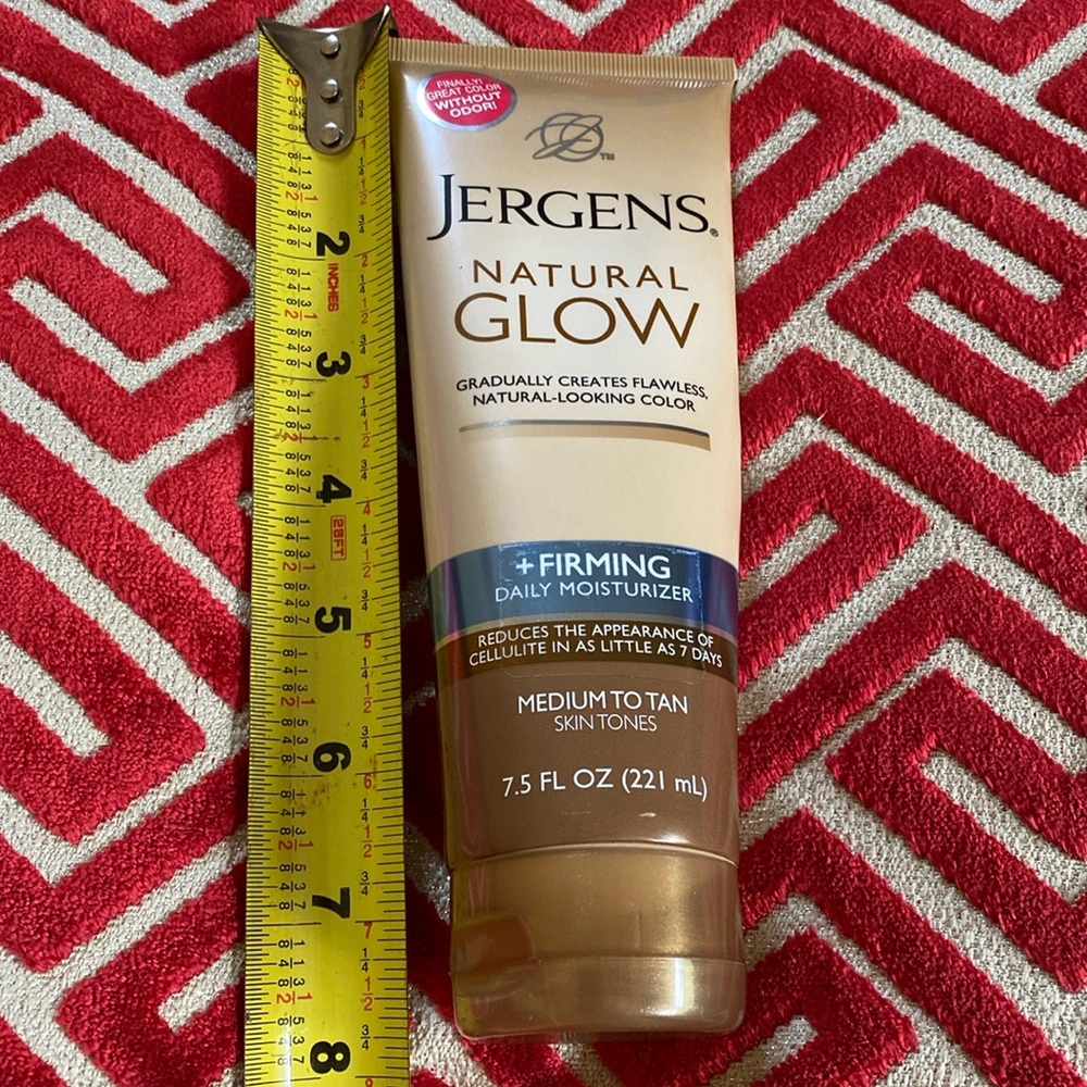 Jergens Self Tanner Firming Moisturizer Not Used Not Returnable